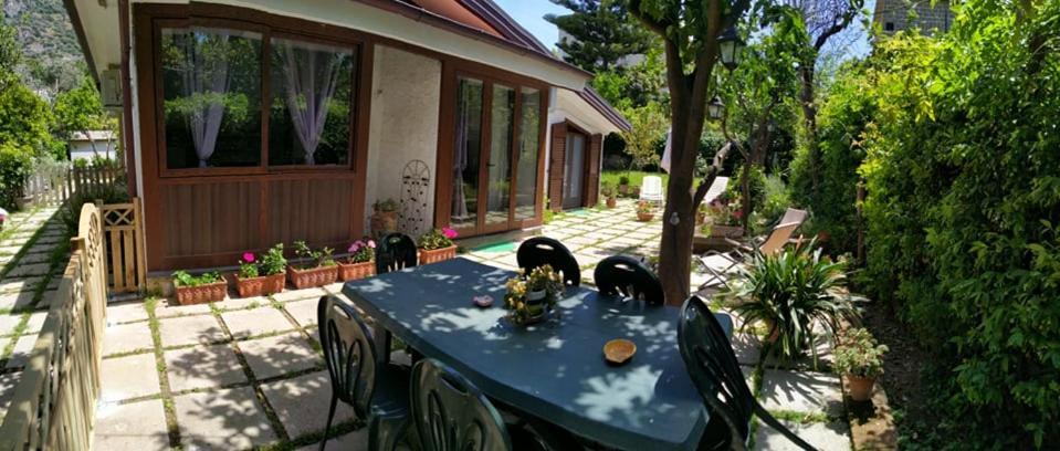 Bed and Breakfast Villino L'Aranceto Sorrentino à Meta Extérieur photo